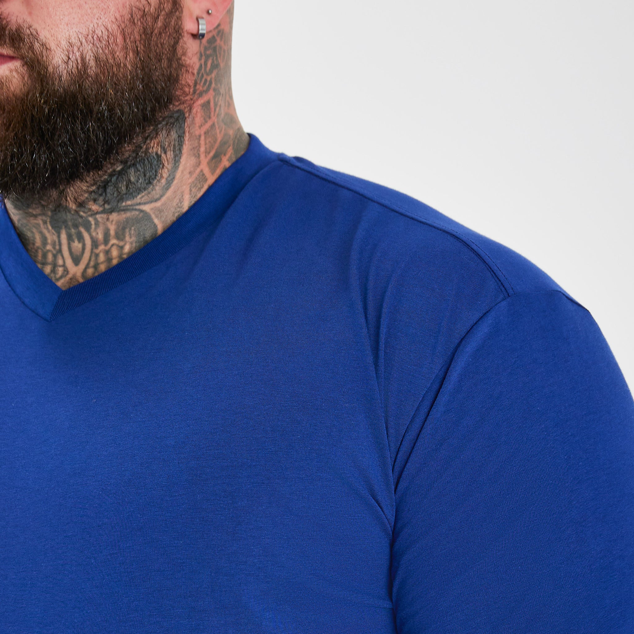 Load image into Gallery viewer, Royal Blue V-Neck