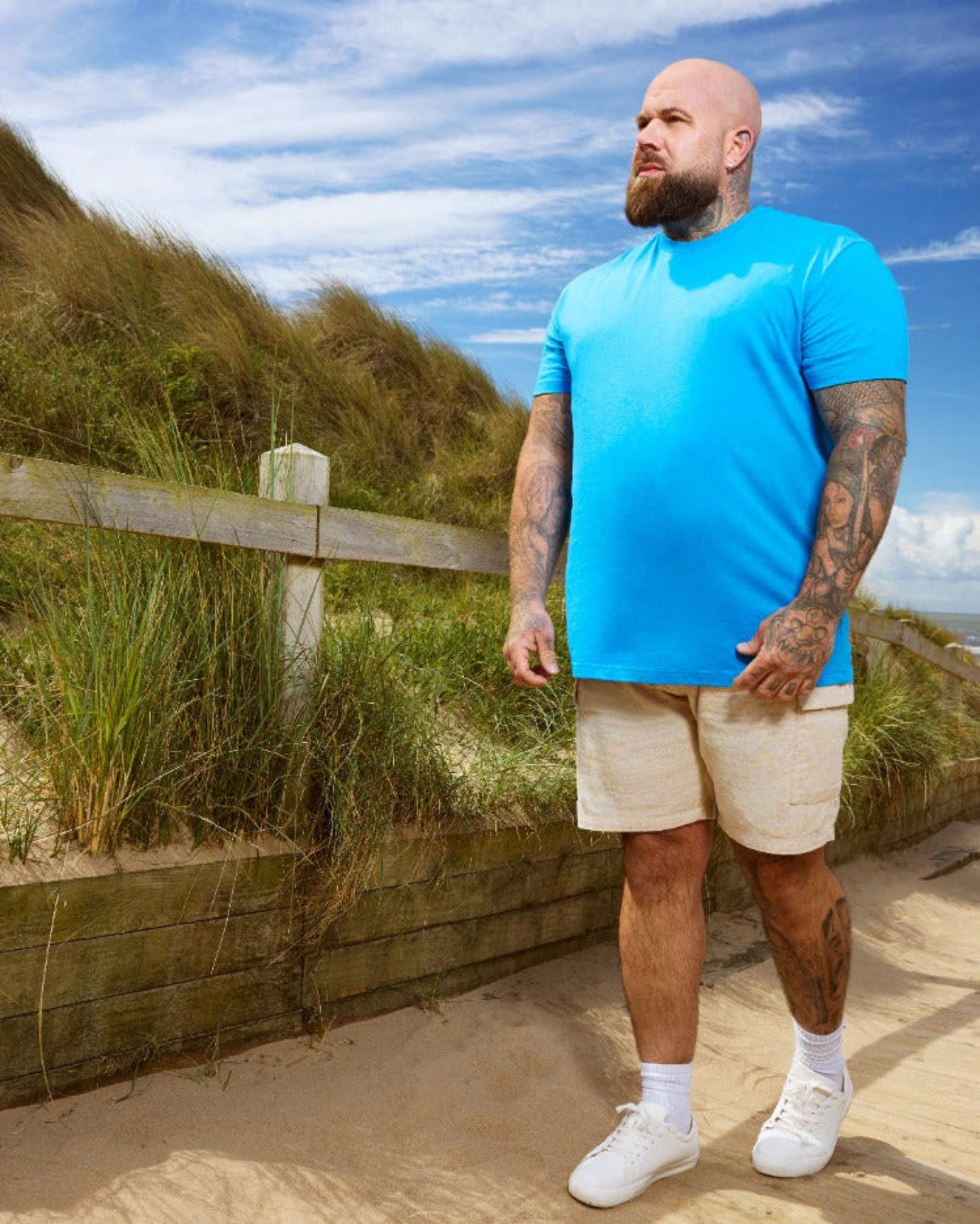 Load image into Gallery viewer, Ibiza Blue Crew Neck T-Shirt
