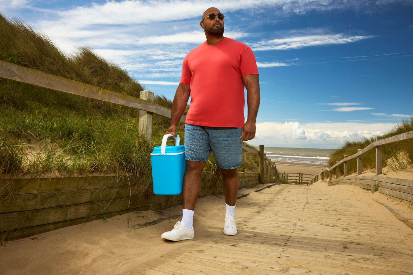 Load image into Gallery viewer, The Summer Rotation V-Neck
