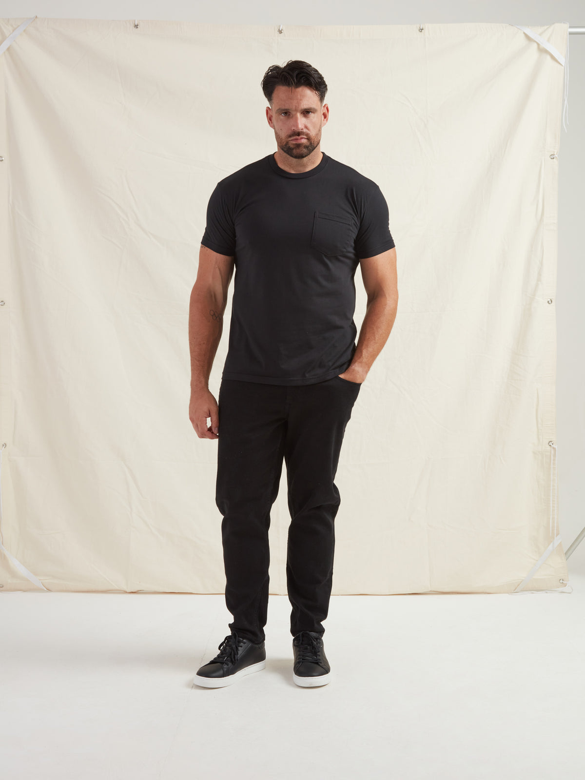 Black Pocket Crew Neck T-Shirt