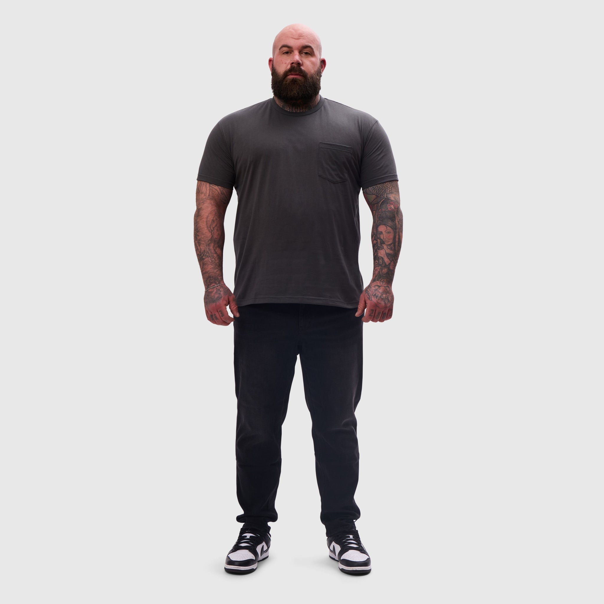 Load image into Gallery viewer, Carbon Pocket Crew Neck
